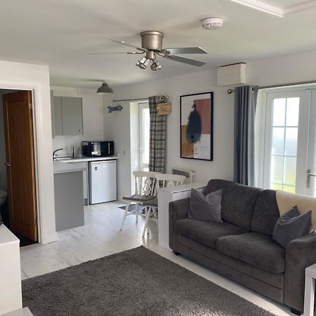 The Shed Bed & Breakfast Merthyr Tydfil Bagian luar foto