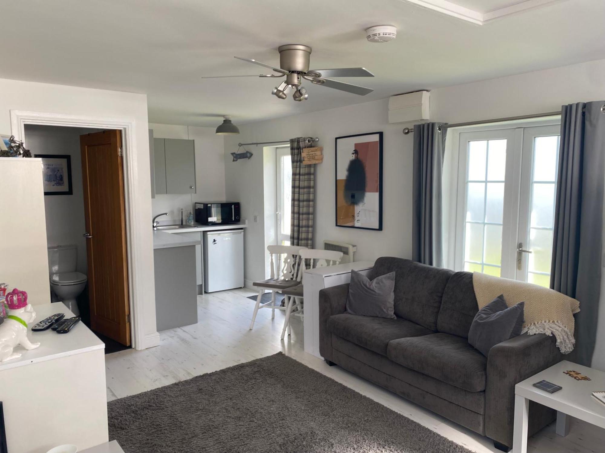 The Shed Bed & Breakfast Merthyr Tydfil Bagian luar foto