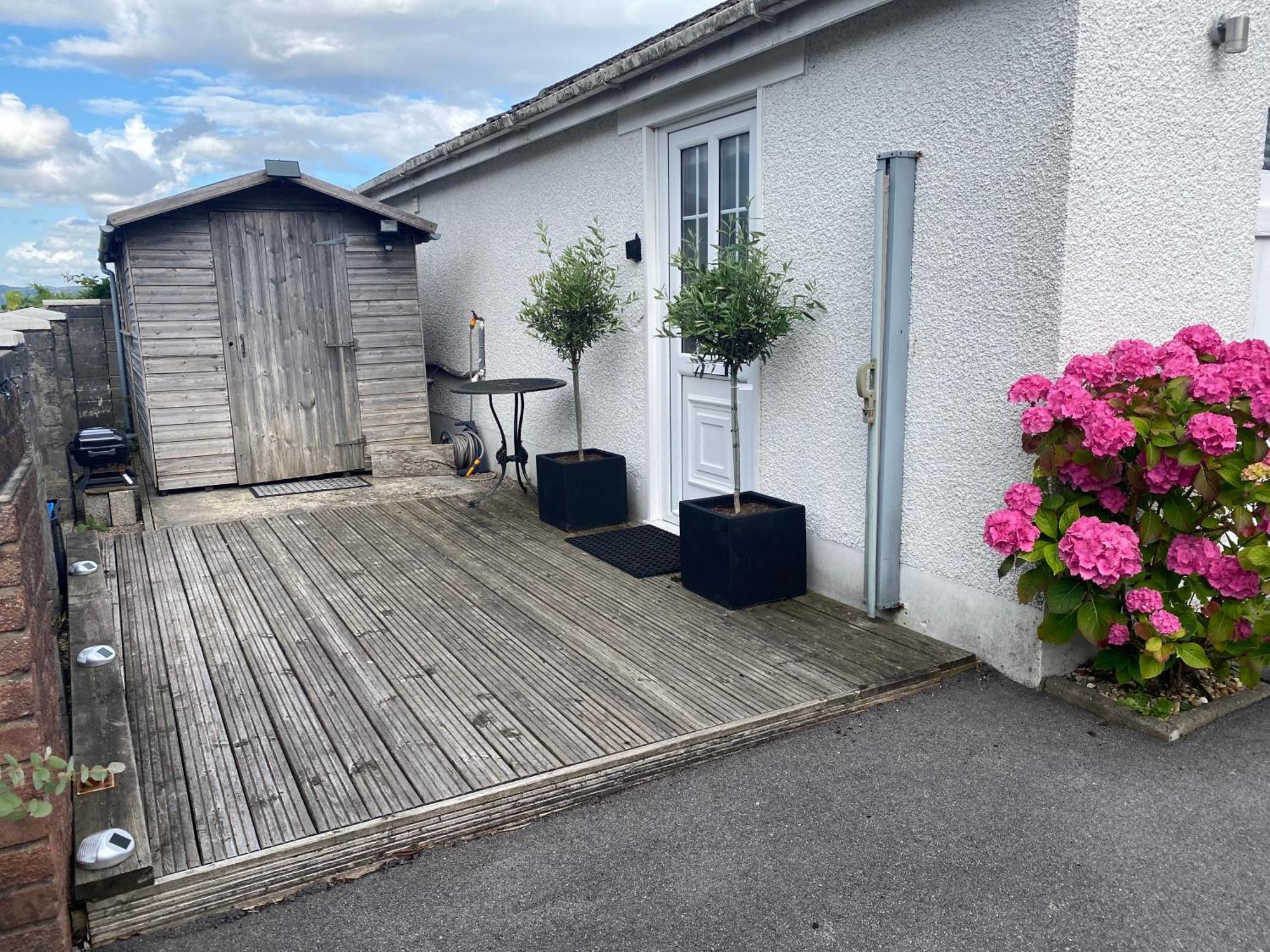 The Shed Bed & Breakfast Merthyr Tydfil Bagian luar foto