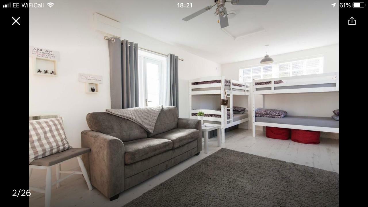 The Shed Bed & Breakfast Merthyr Tydfil Bagian luar foto