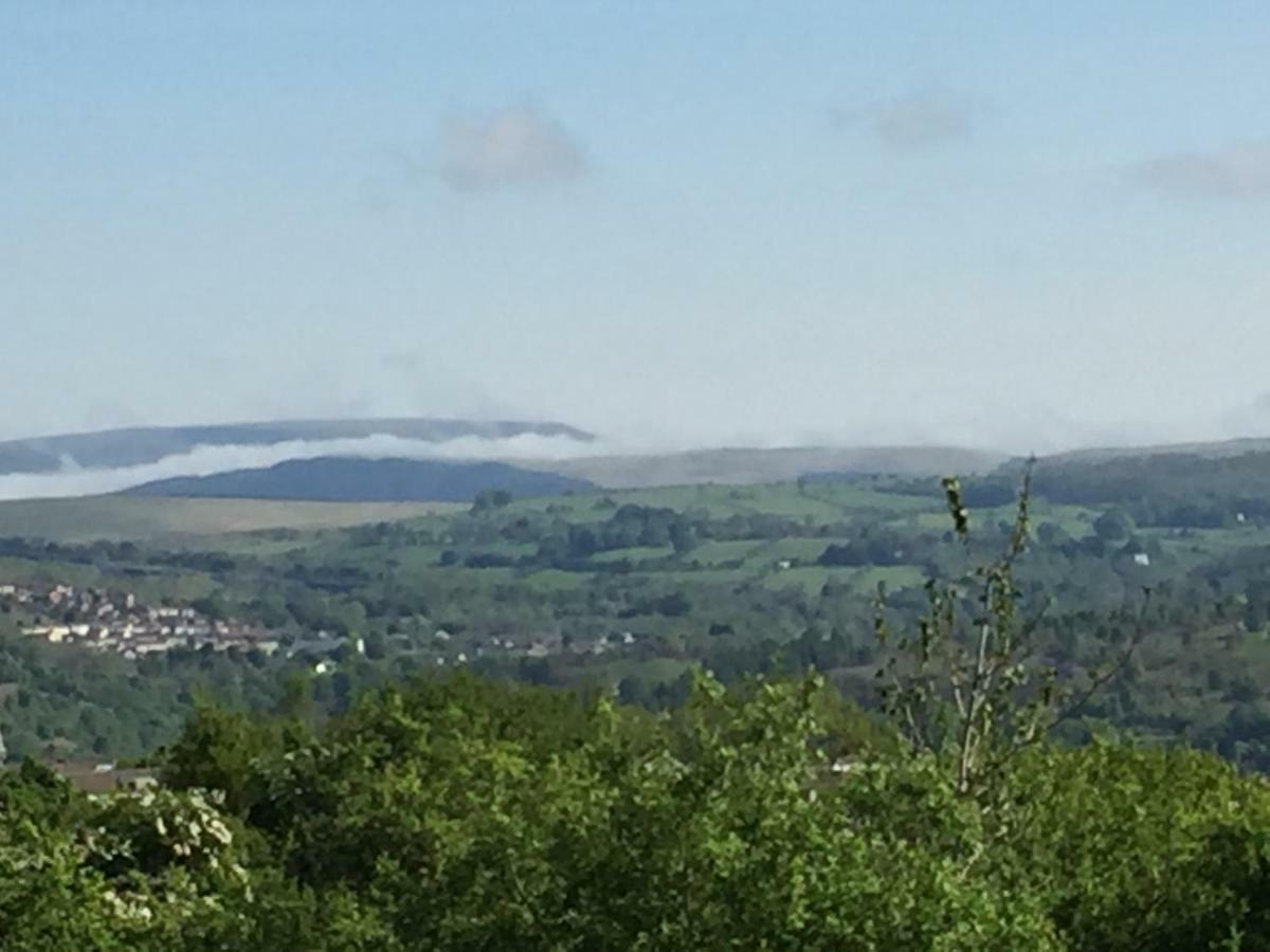 The Shed Bed & Breakfast Merthyr Tydfil Bagian luar foto